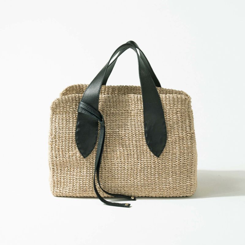POMTATA 「Square Basket bag」 Color: Natural x Black