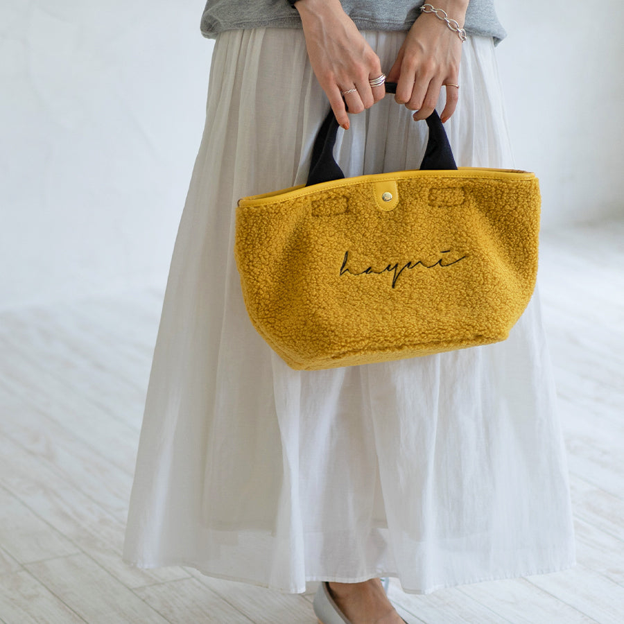 Boa tote bag 「bearia S」 Color: Cursive Mustard