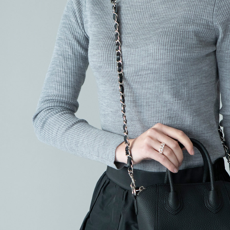 「Leather chain strap Short」 Color: Black(Silver-color hardware)
