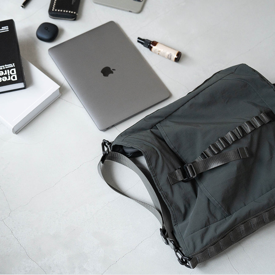Nylon backpack 「eida」 Ash gray