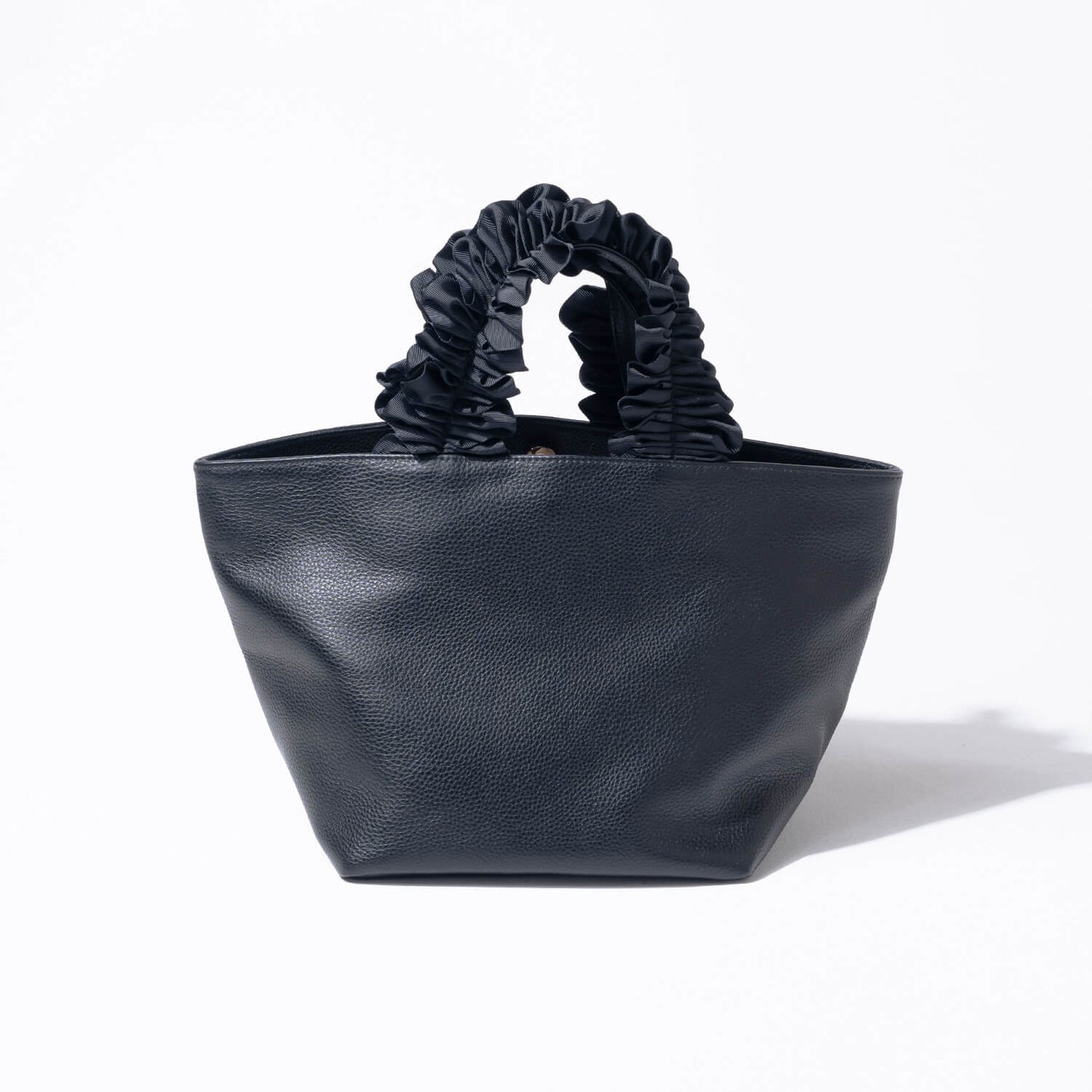 Hand bag "Frillka" Color:Black x Black