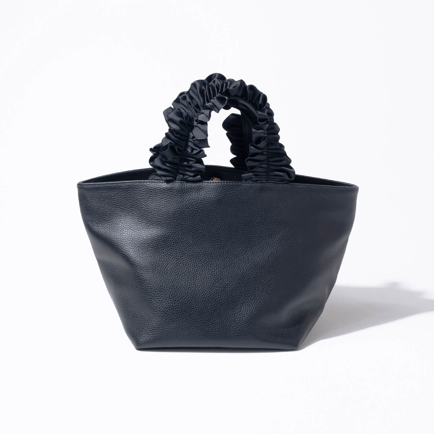 Hand bag "Frillka" Color:Black x Black