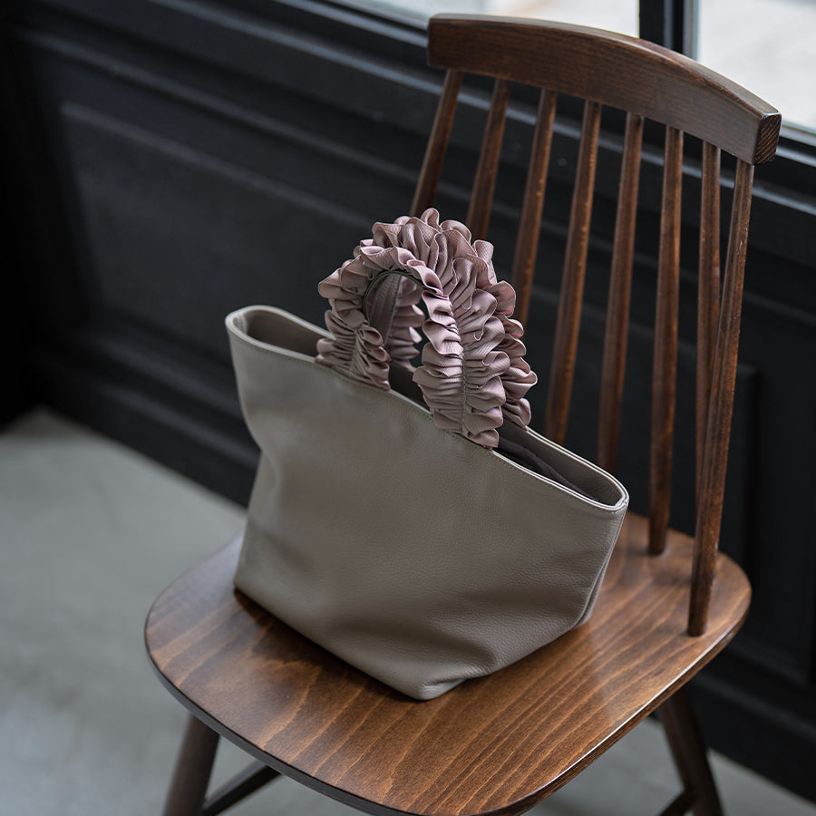 Hand bag "Frillka" Color:Gray x Ash pink