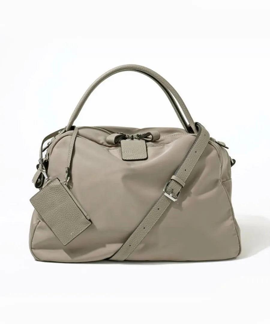 Tote bag "Nylon Loche L" Color:
Greige