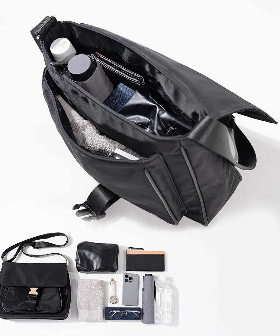 Nylon Shoulder bag "Lenum" storage Color:Black