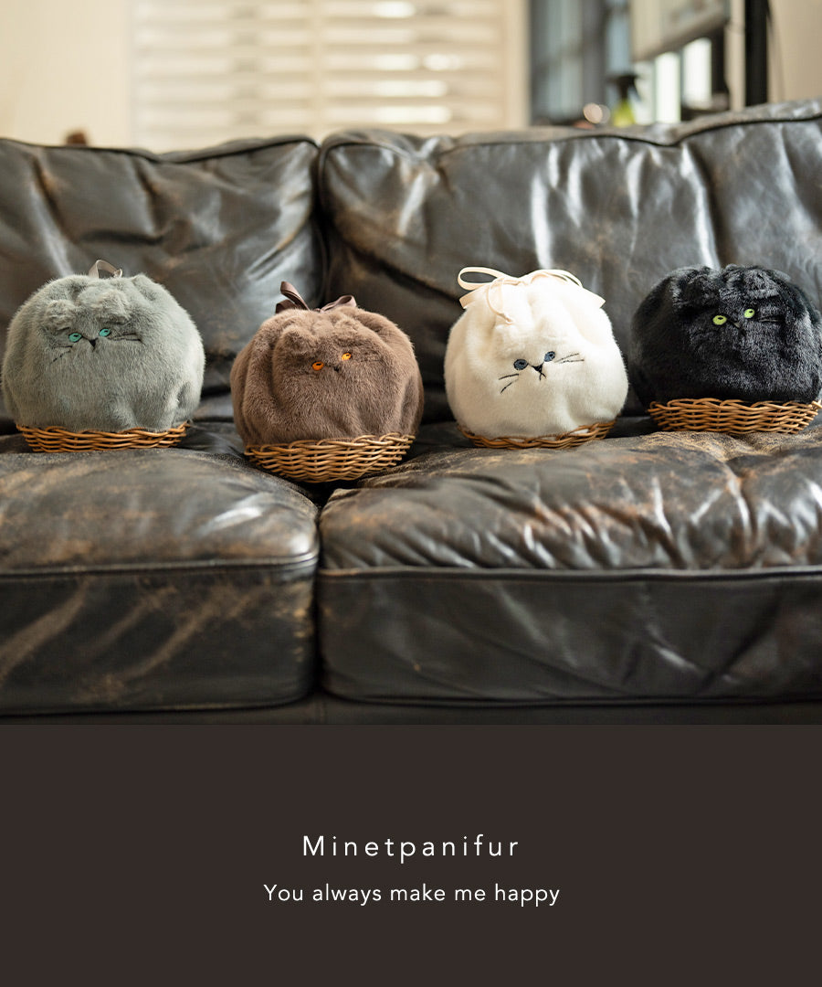 Cat motif fur shoulder bag "Minetpanifur" Color: Mocha,Milk,Black,Aqua