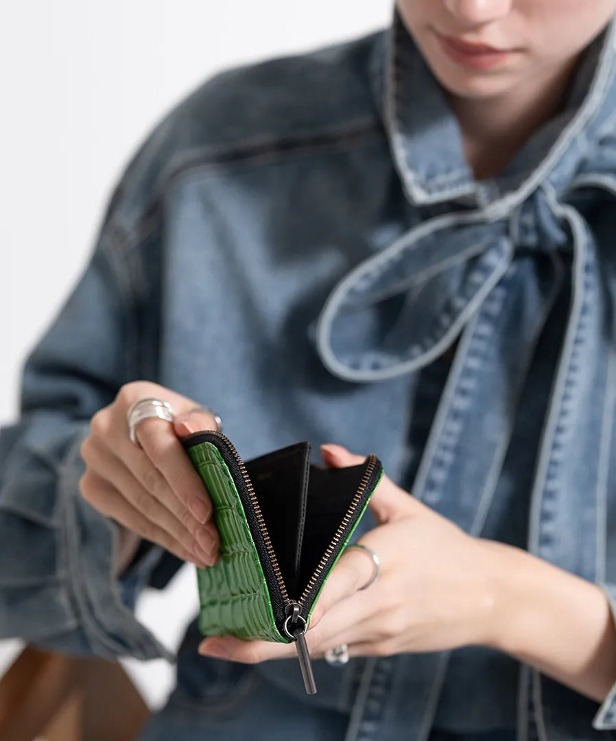 POMTATA L-zip short wallet (Crocodile embossed)