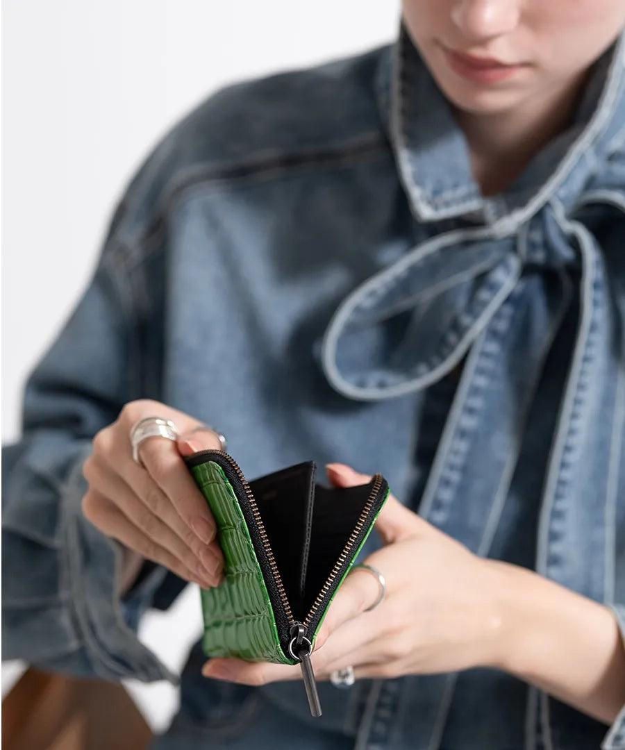 POMTATA L-zip short wallet (Crocodile embossed)