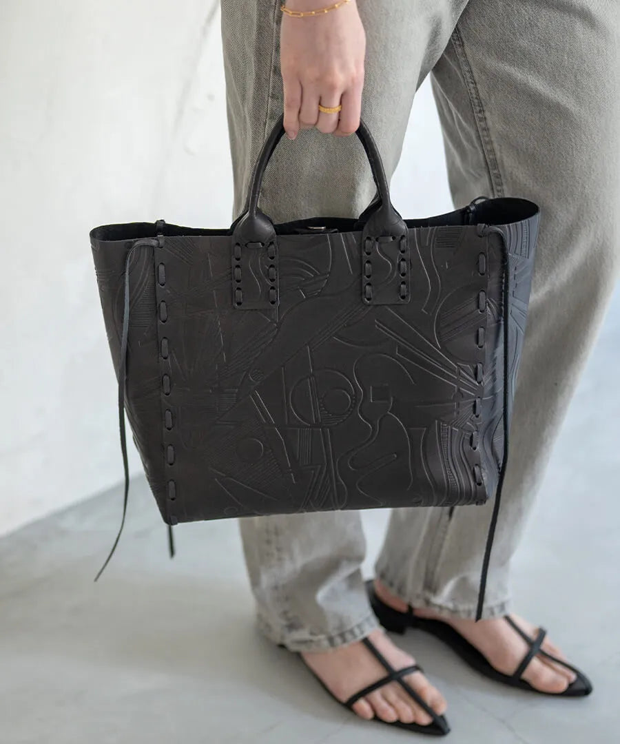 Leather Tote bag 「POMTATA Tote」 Color: Art