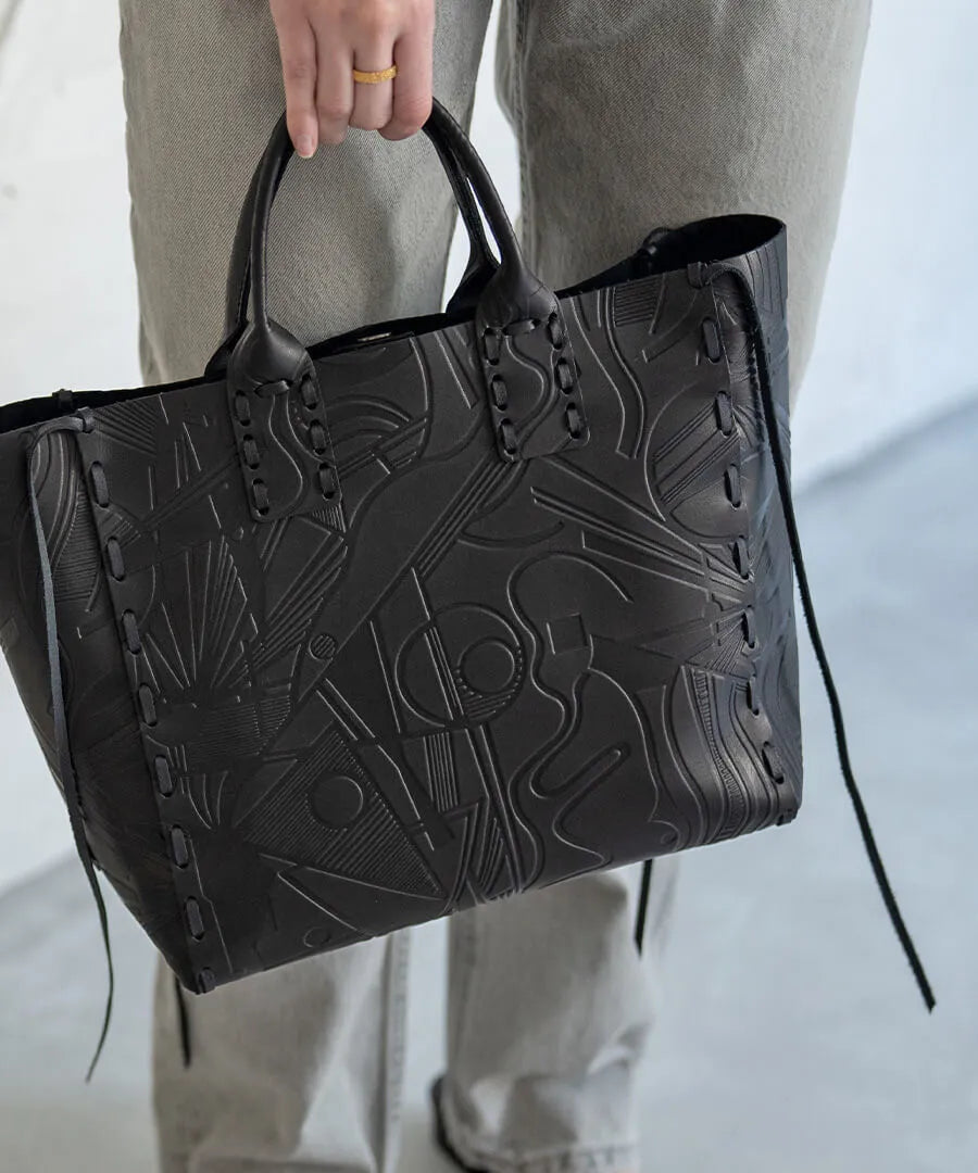 POMTATA Leather Tote