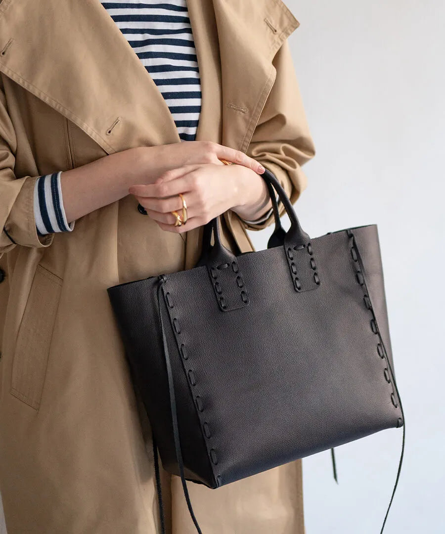 POMTATA Leather Tote